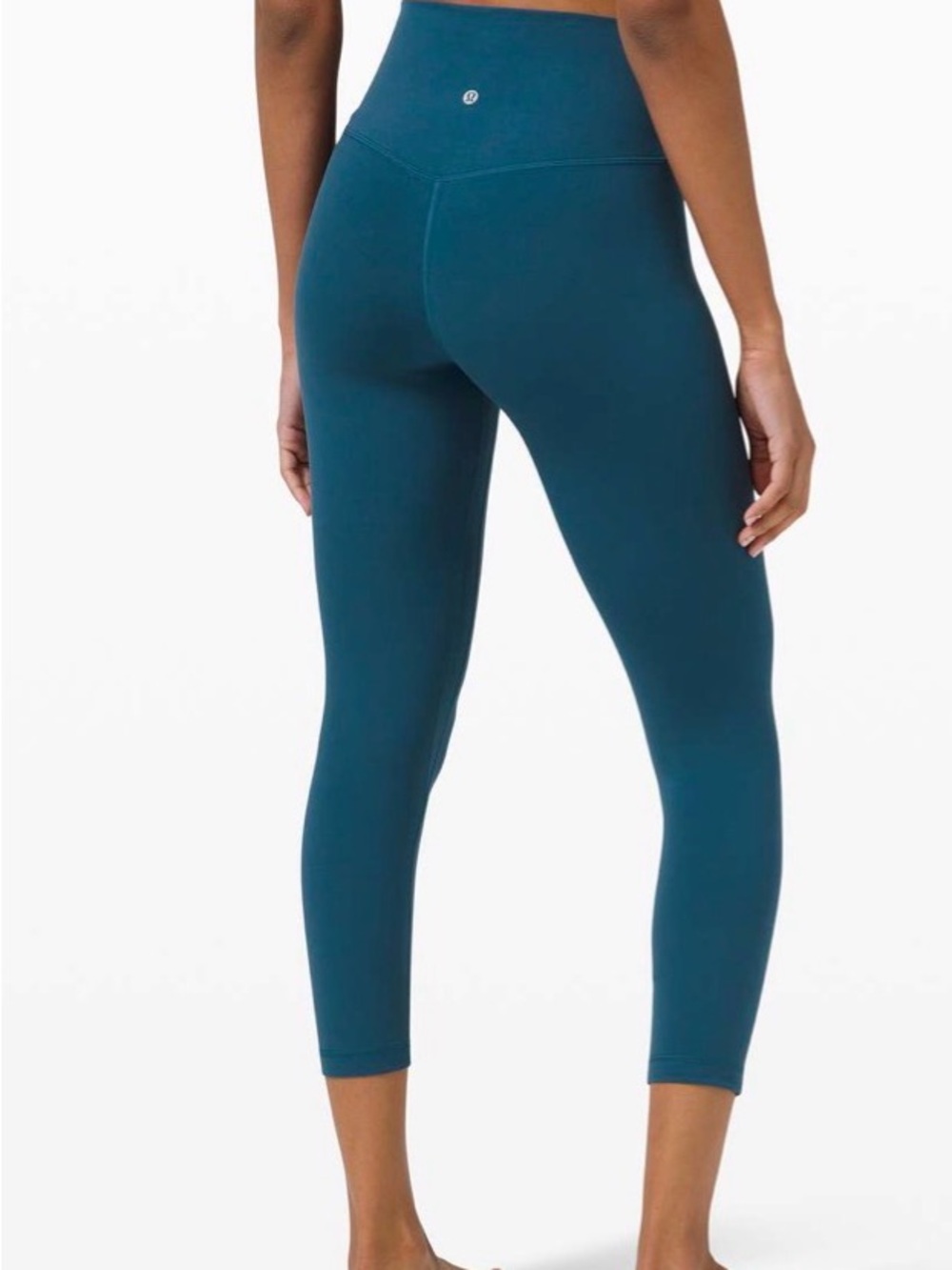 Lululemon Align Crop 23" size 8